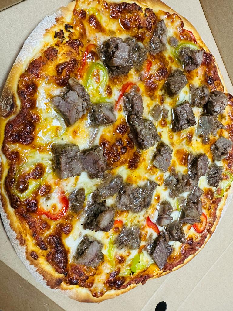 Kavurmalı Pizza